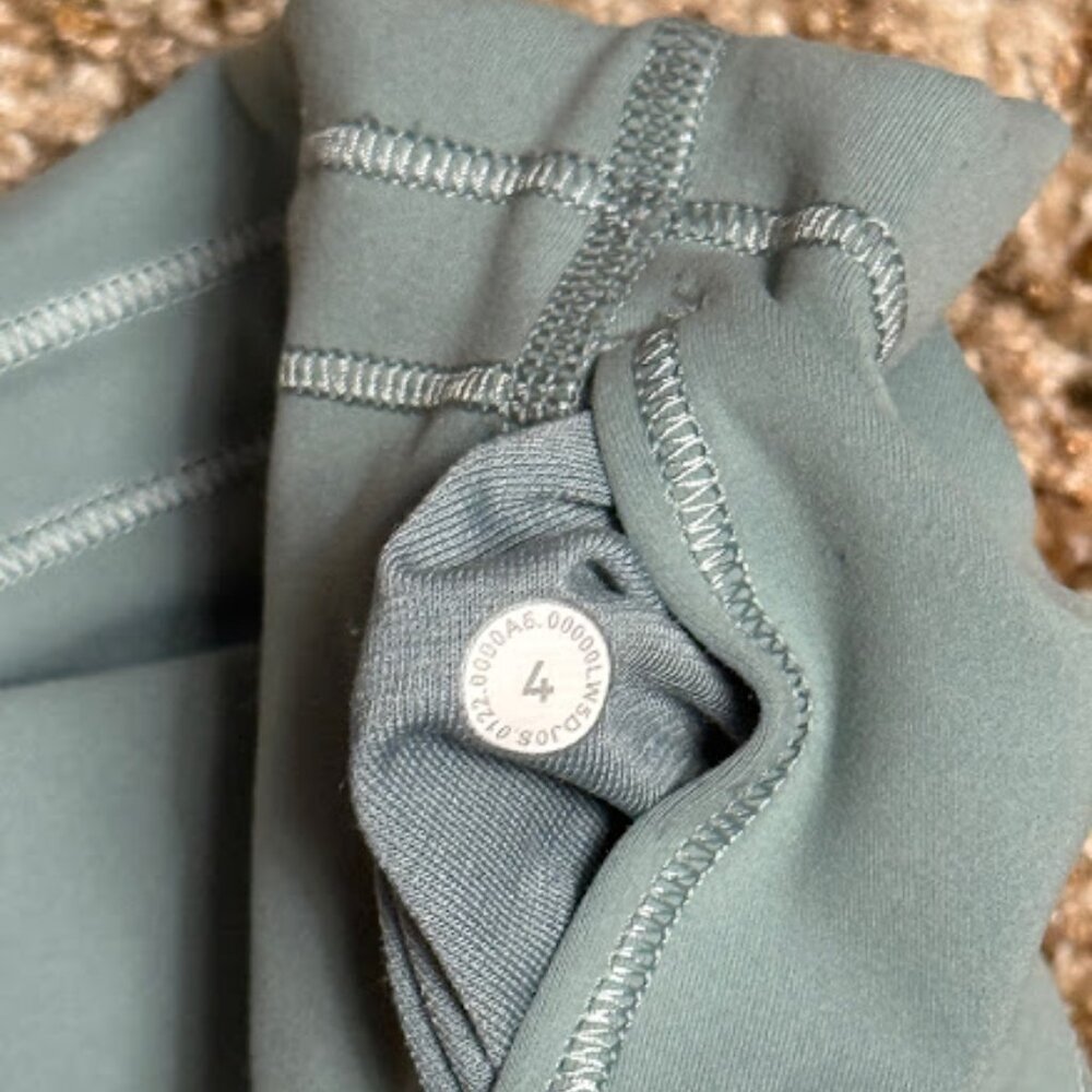 Lululemon High Rise Leggings - Picture 4 of 4